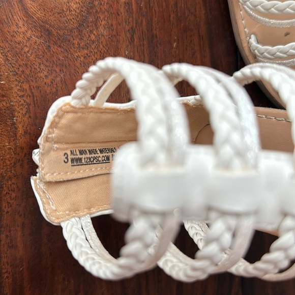 Rachel Zoe Girls White Sandals Size 3 - Picture 8 of 11